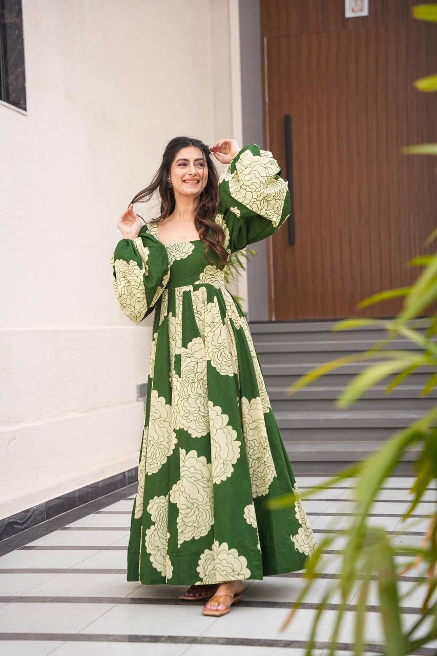 Maslin Fabric Digital Print Kurta with Micro Cotton Pants - Women's Ethnic Wear
