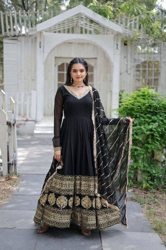 Faux Blooming Kurta Set with Sequins Embroidery & Micro Cotton Pants