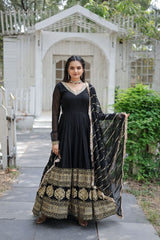 Faux Blooming Kurta Set with Sequins Embroidery & Micro Cotton Pants
