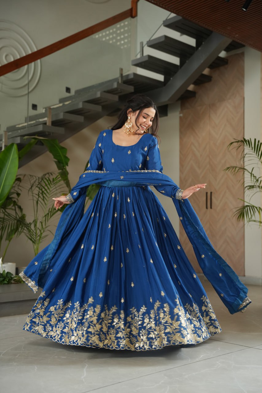 Chinnon Embroidered Zari Sequins Kurta with Dupatta