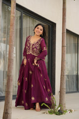 Star Georgette Kurta with Sequins & Zari Embroidery
