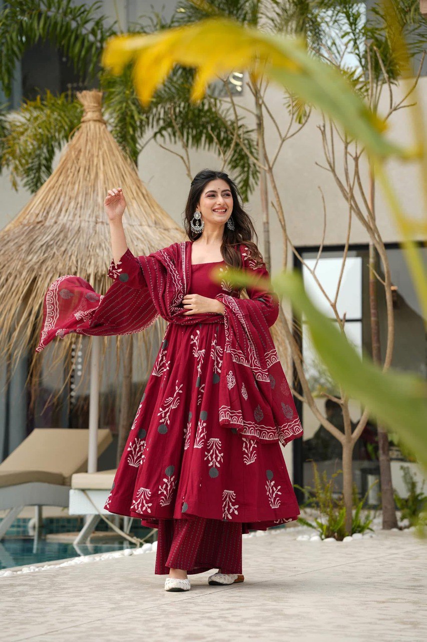Stylish Maslin Fabric Printed Kurta Set