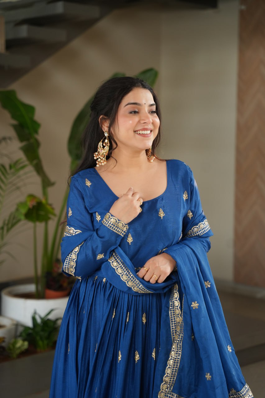 Chinnon Embroidered Zari Sequins Kurta with Dupatta