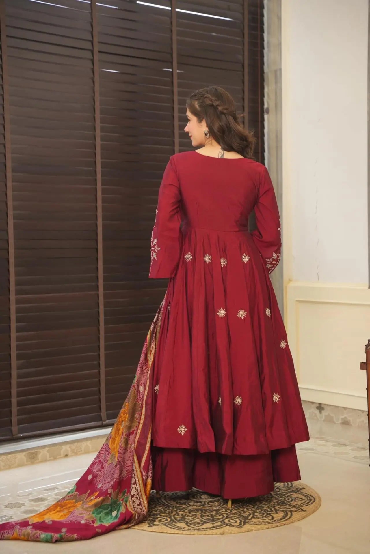 Elegant Roman Silk Kurta Set with Maslin Pants and Chanderi Silk Dupatta