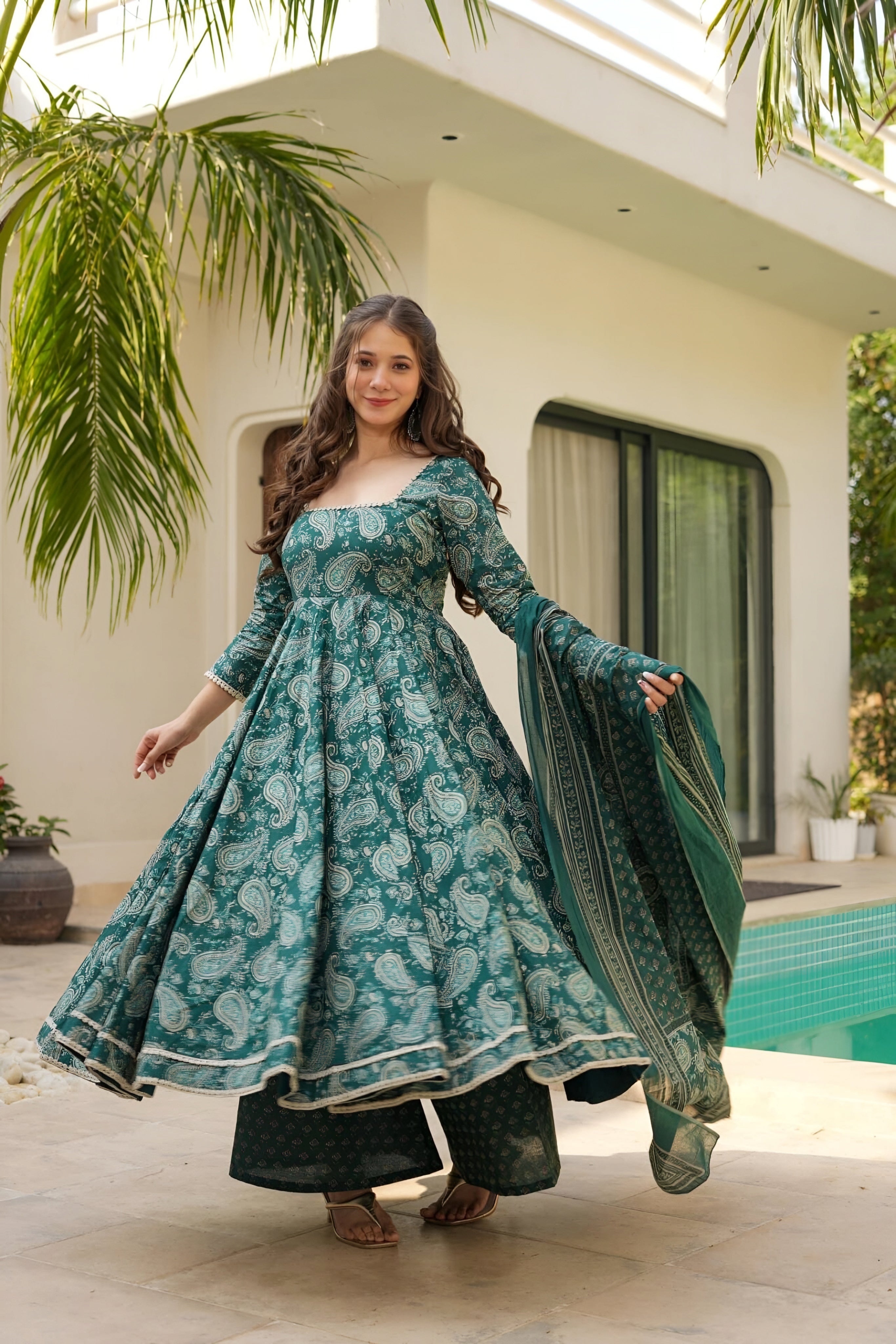 Maslin Kurta Set with Faux Blooming Dupatta