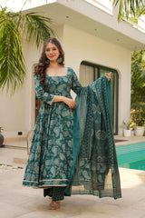 Maslin Kurta Set with Faux Blooming Dupatta