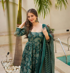 Maslin Kurta Set with Faux Blooming Dupatta