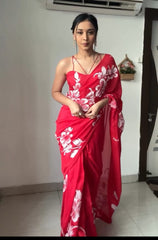 Flattering  Georgette Saree