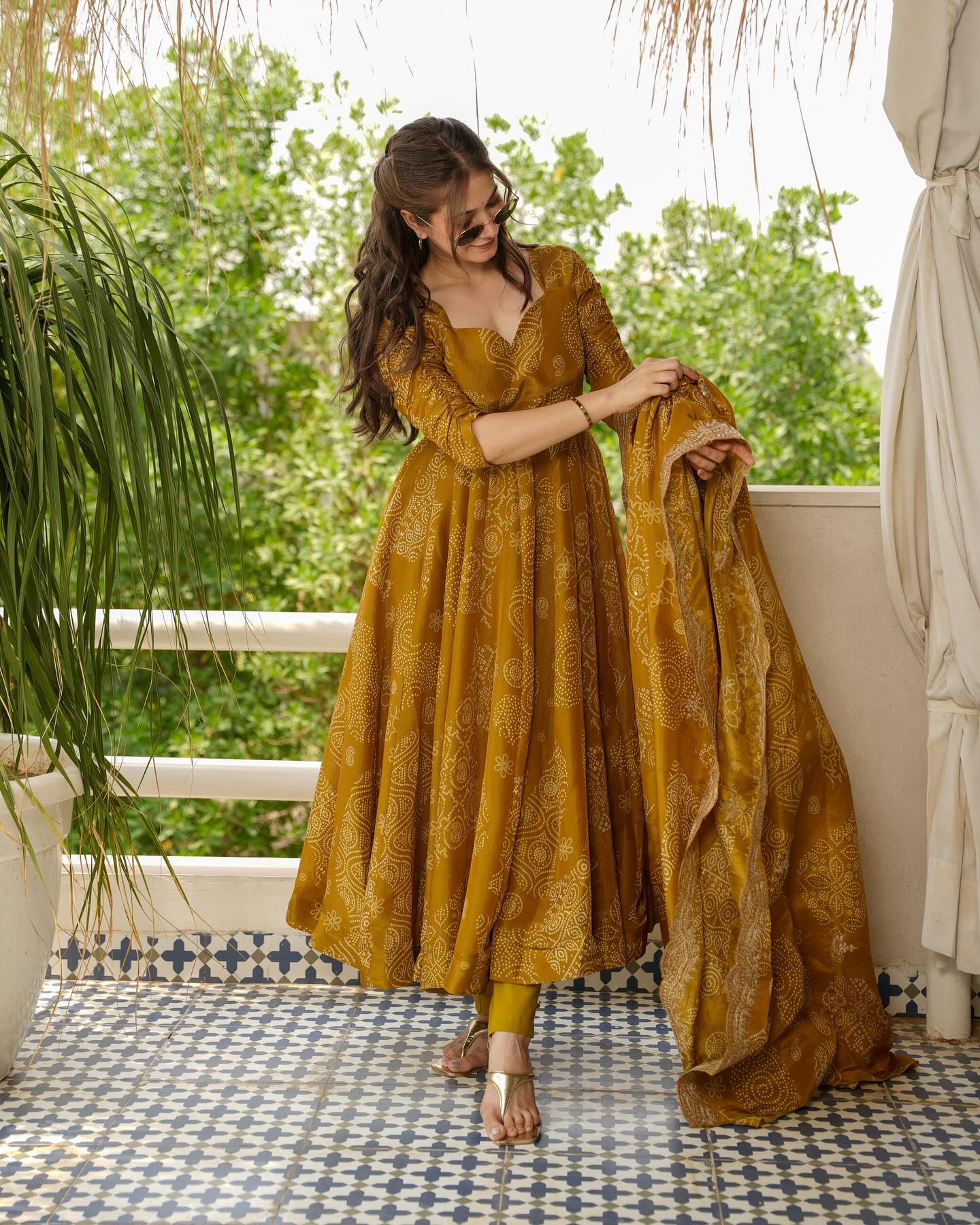 Maslin Kurta Set with Cotton Pants & Dupatta