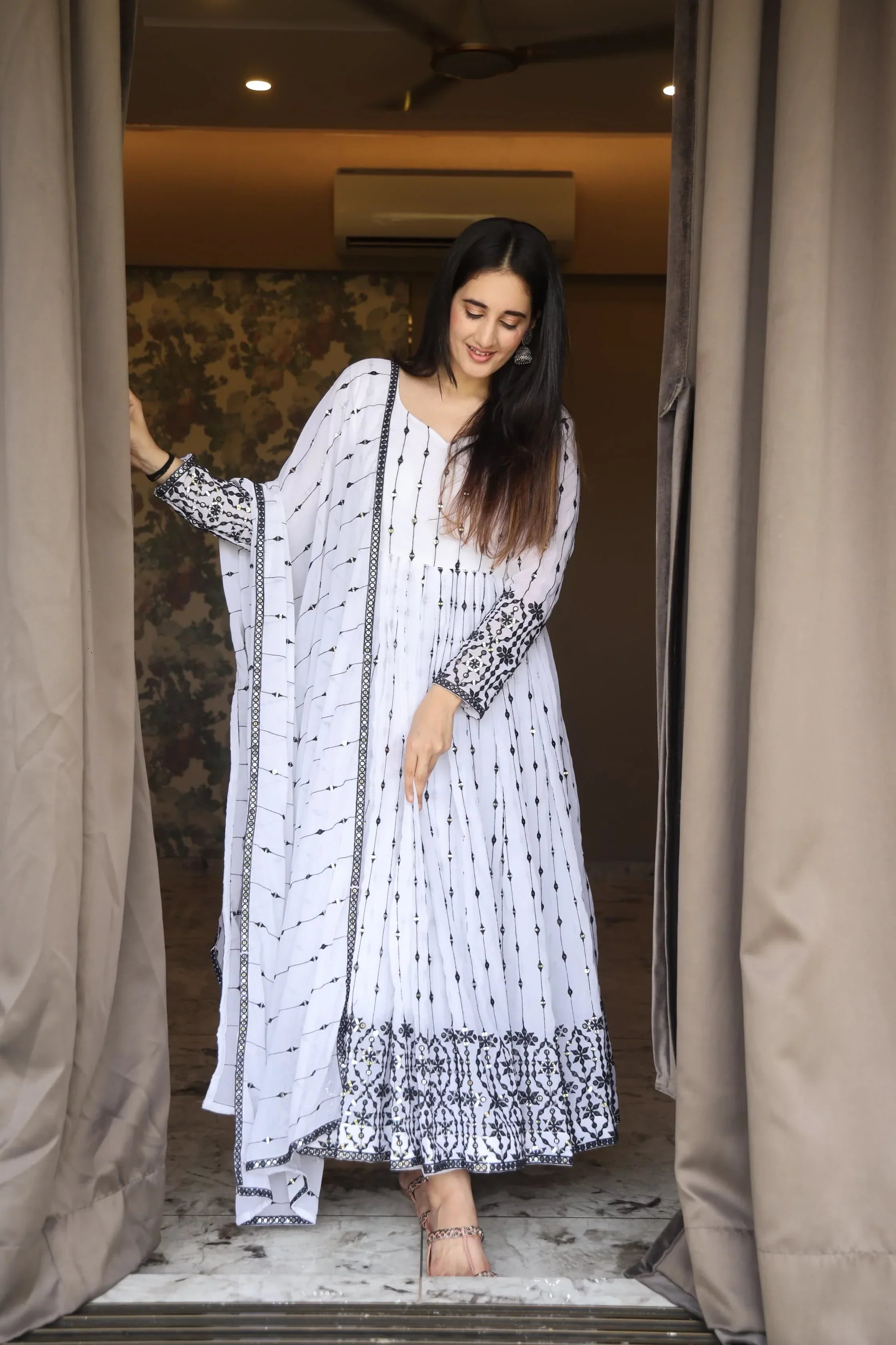 Elegant Georgette Embroidered Kurta Set