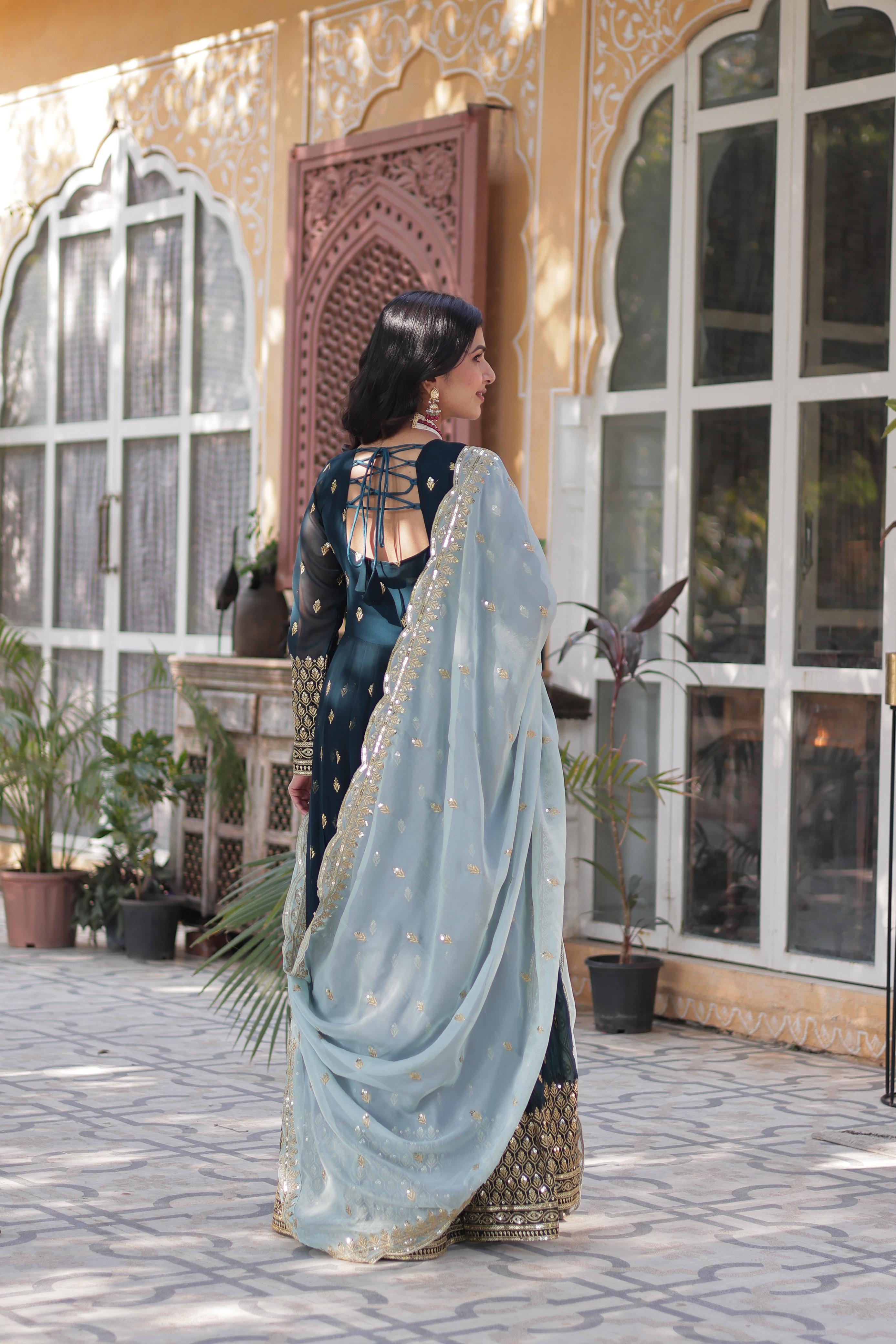 Faux Blooming Embroidered Kurta Set with Tabby Silk Dupatta