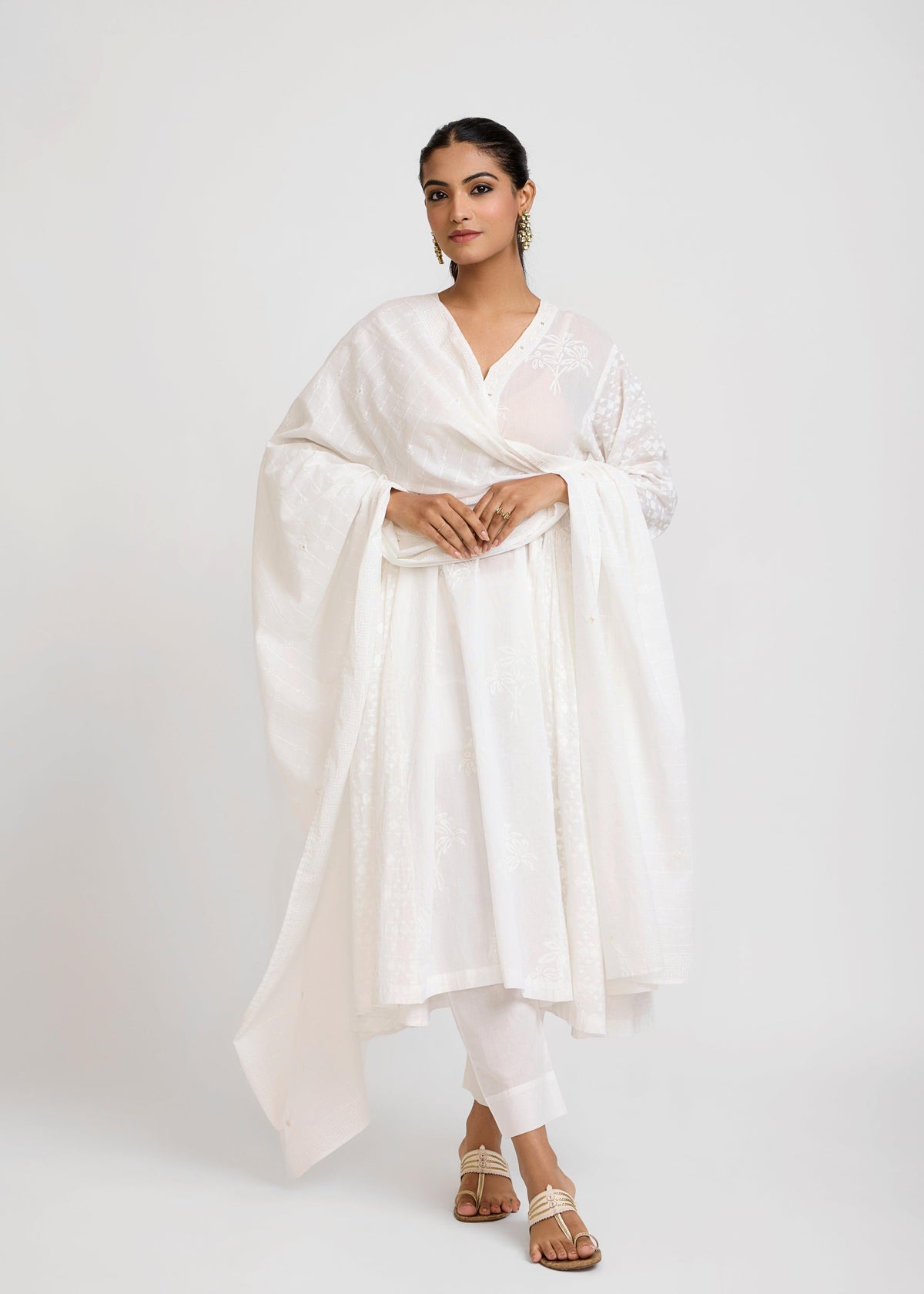 White Cotton Semi-Flared Kurta with Embroidery