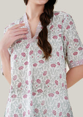 White Cotton V-Neck Kurta with Red Print & Short Sleeves