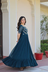 Elegant Faux Blooming Kurta Set with Sequins & Beads Embroidery