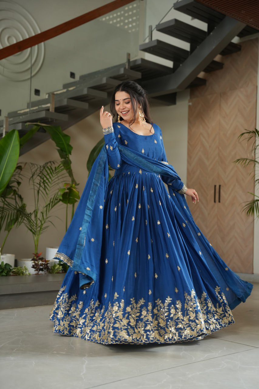 Chinnon Embroidered Zari Sequins Kurta with Dupatta