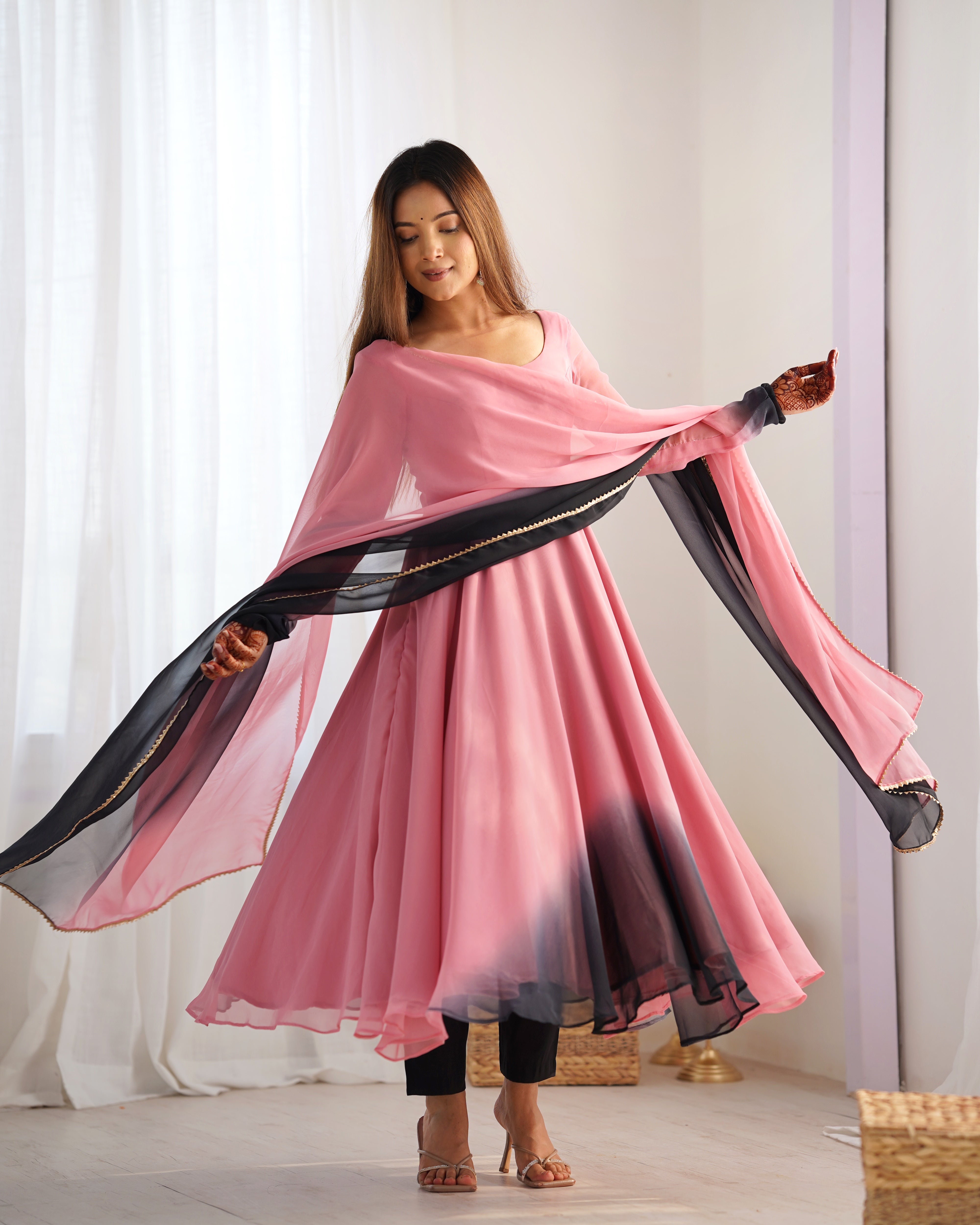 Onion Pink Georgette Anarkali Suit with Printed Gown & Lace Border Dupatta – Festive Three-Piece Set