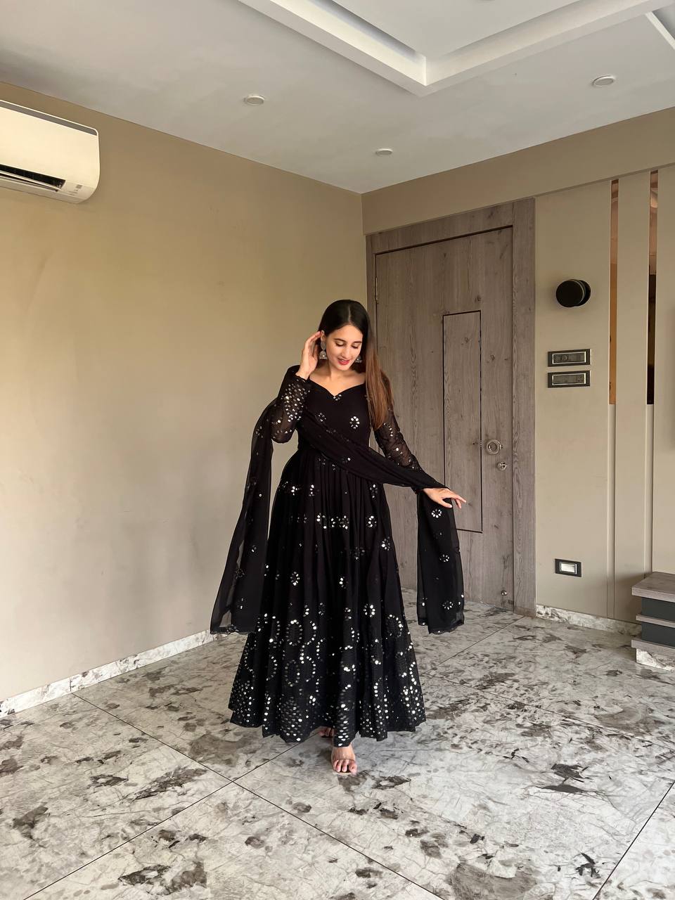 Elegant Embroidered Georgette Kurta Set with Matching Dupatta