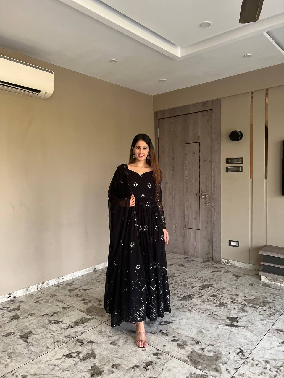 Elegant Embroidered Georgette Kurta Set with Matching Dupatta