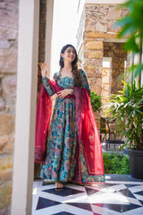 Maslin Digital Print Kurta Set with Georgette Dupatta